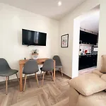 Ap Navas Hotel apartamentowy