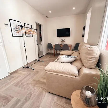 アパートホテル Ap Navas